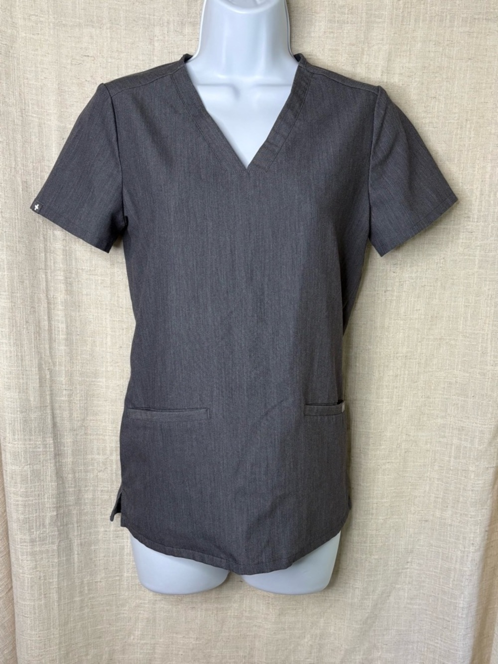 FIGS Casma Scrub Top Graphite Gray Women’s XXS